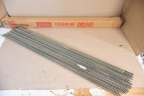 Peco 102b code 100 - 100, oo